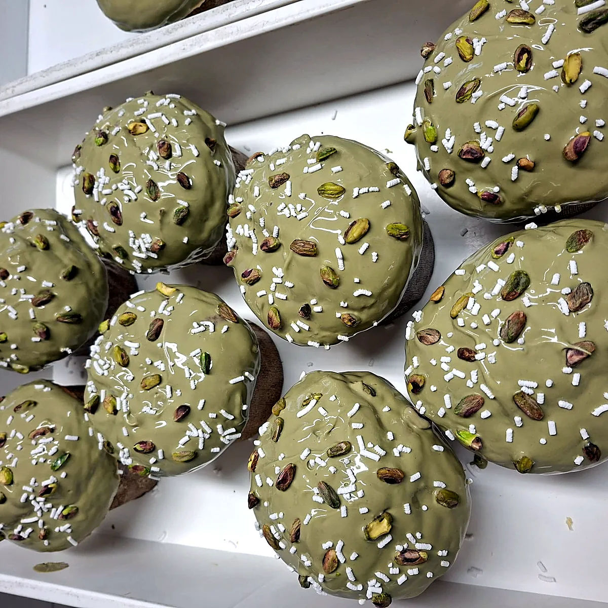 Panettone mit Pistazienglasur