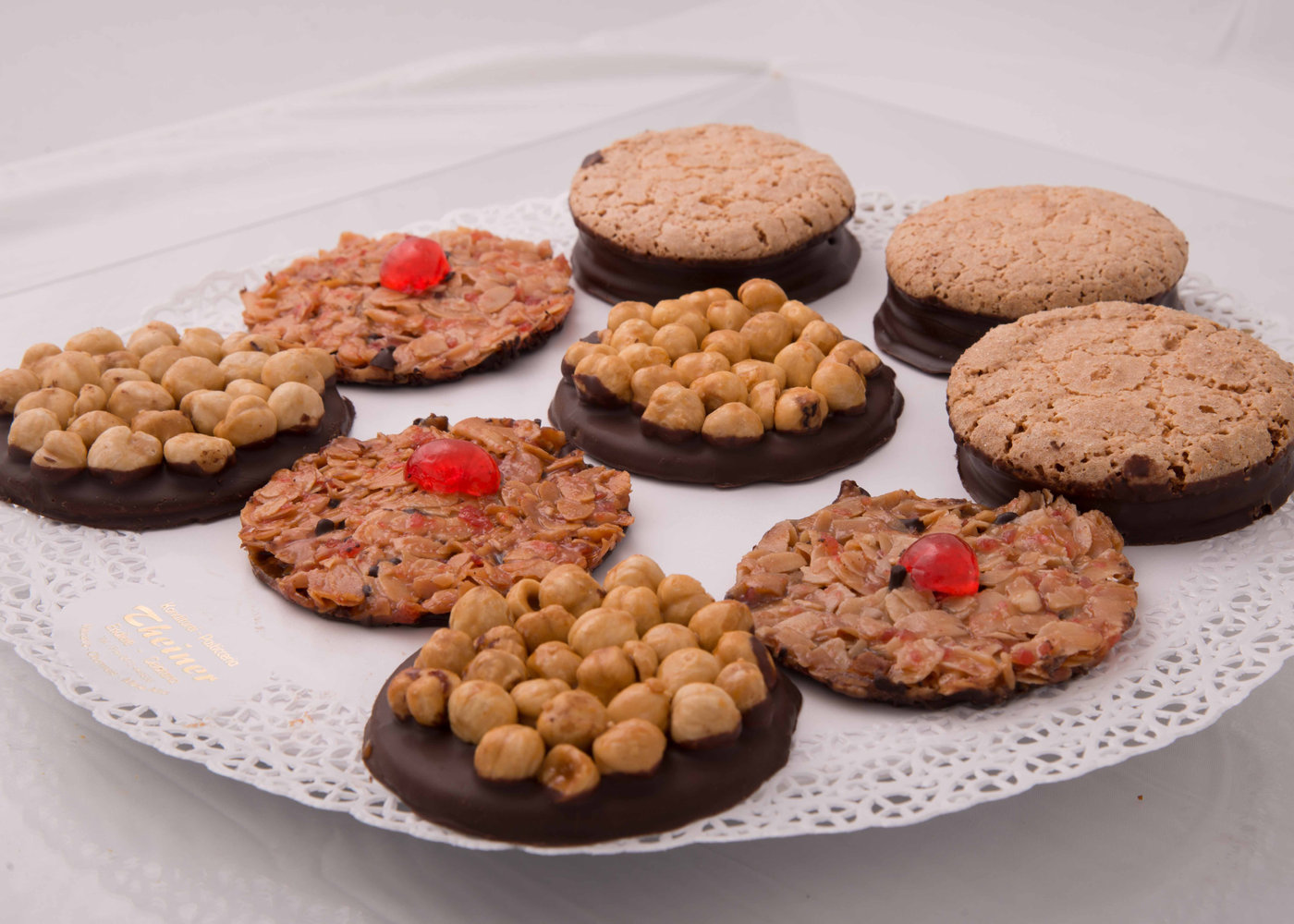 Teegebäck, Kastanienherzen und Amaretti